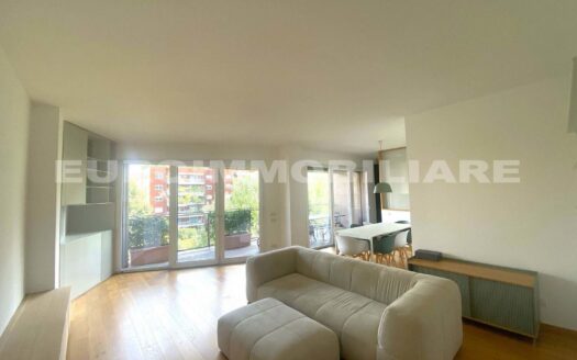 Trilocale in affitto – T2547