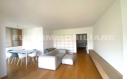 Trilocale in affitto – T2547