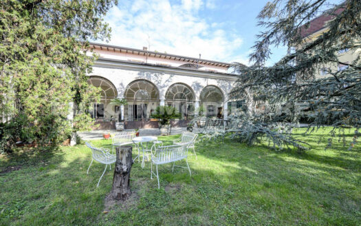 Palazzo in vendita a Brescia – ST321