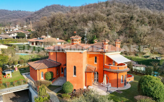 Villa in vendita a Cellatica (BS) – V2607