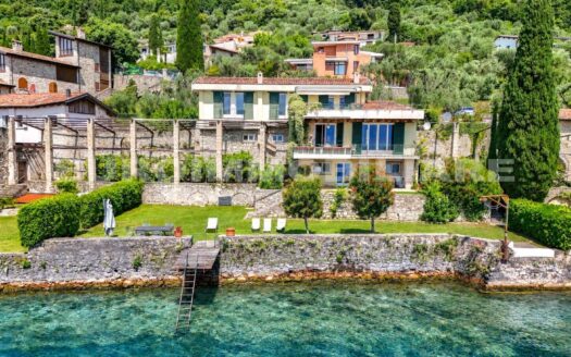 Villa sul Lago di Garda – V2628